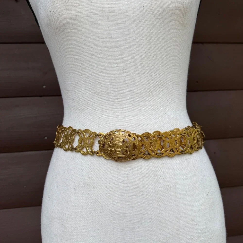 Vintage Filigree Metal Chain Belt Womens Gold Tone Ornate Urn Buckle 35.5 Inch